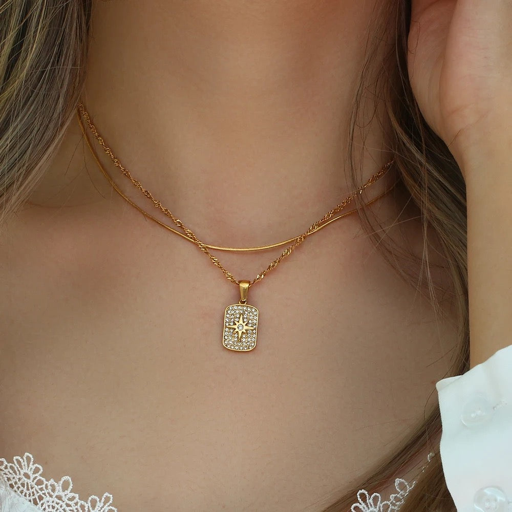 Astra Twisted Pendant & Chain Necklace
